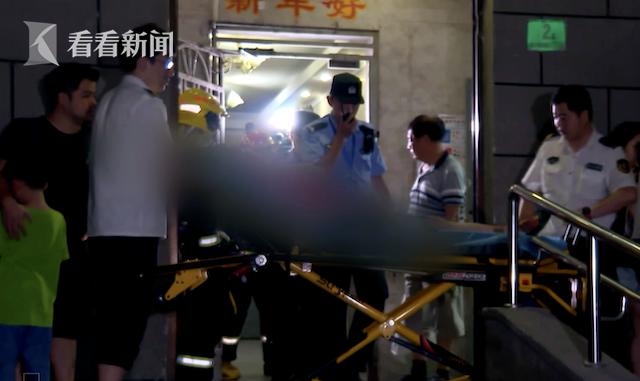 女子独自被困家中电梯一天一夜，奇妙经历揭示启示