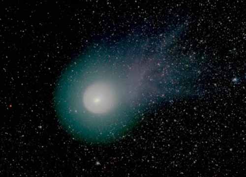 罕见天文奇观，广州天文爱好者拍下6万年一遇的彗星璀璨夜空照人心魄