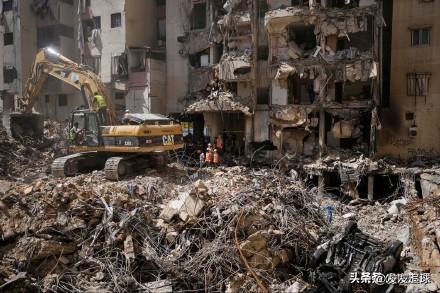 以色列袭击黎巴嫩社区引发冲突，和平面临严峻考验，造成六人死亡。